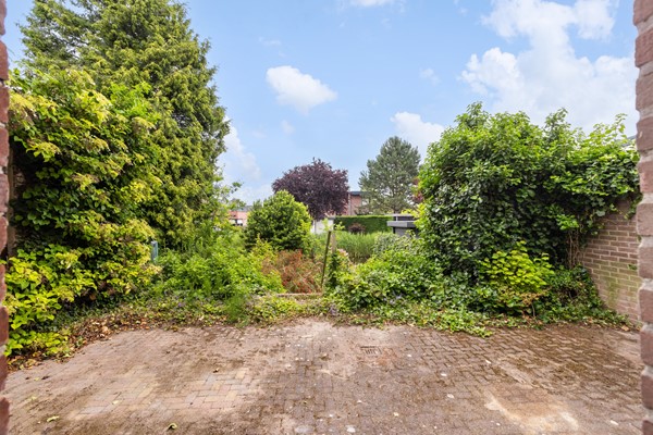 Foto - Te koop: Vrijstaand wonen aan het water, vol karakter en eindeloze mogelijkheden!